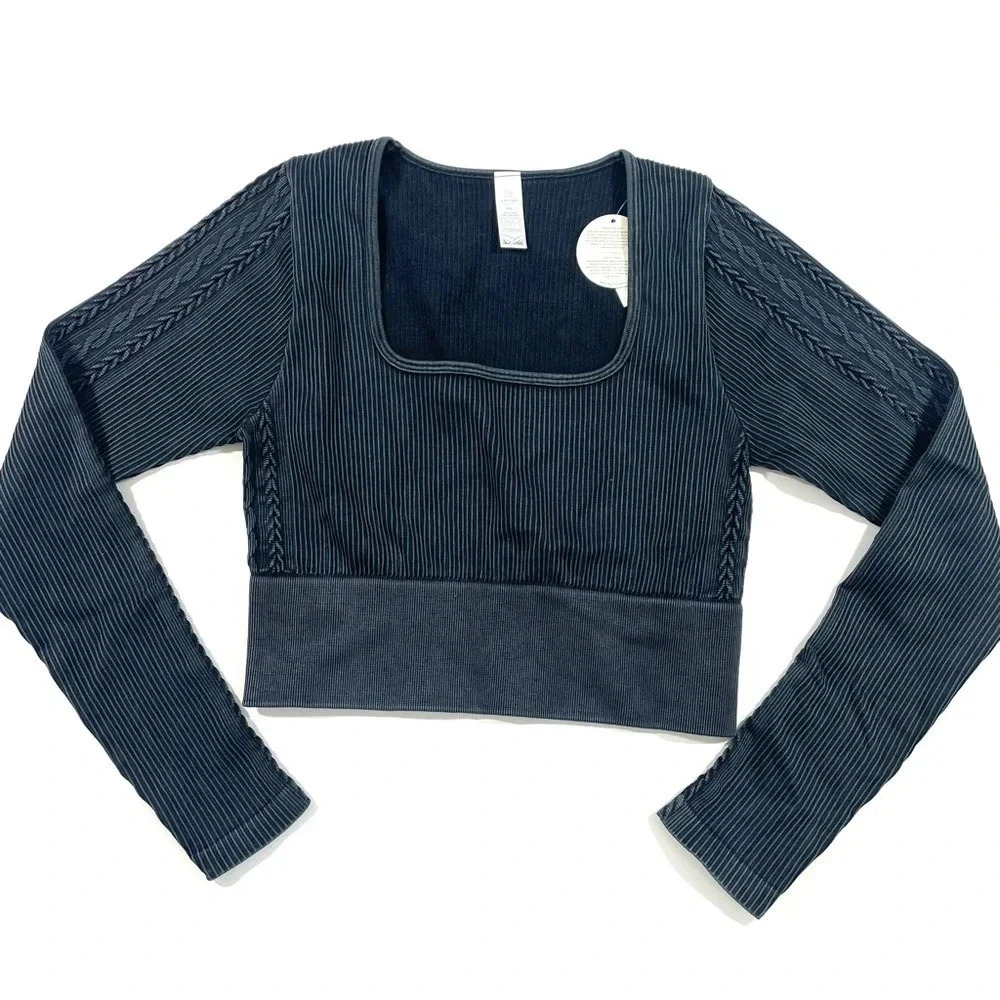 New OFFLINE By Aerie Seamless Cable Square Neck T Shirt